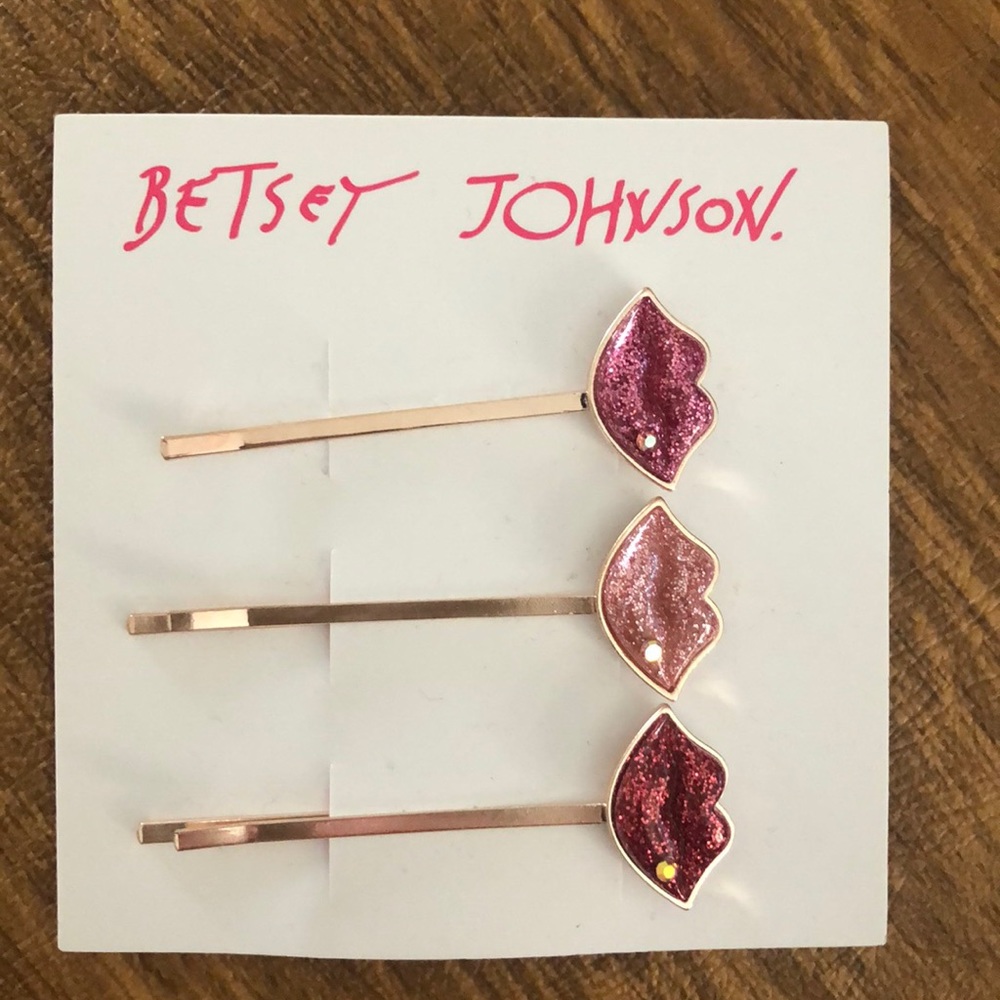 Betsey Johnson hair accessories! Brand new w/ tag!
